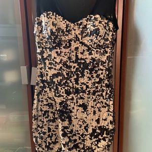 🖤💛Beautiful Mini Dress